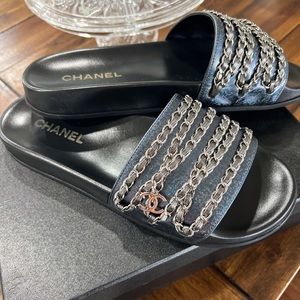 CHANEL new men sandals
